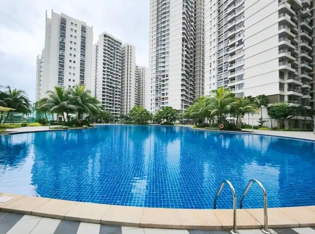 Ferienwohnung 15Johor, Near Ciq, Danga Bay Free Parking 2Br6Pax Johor Bahru Apartment