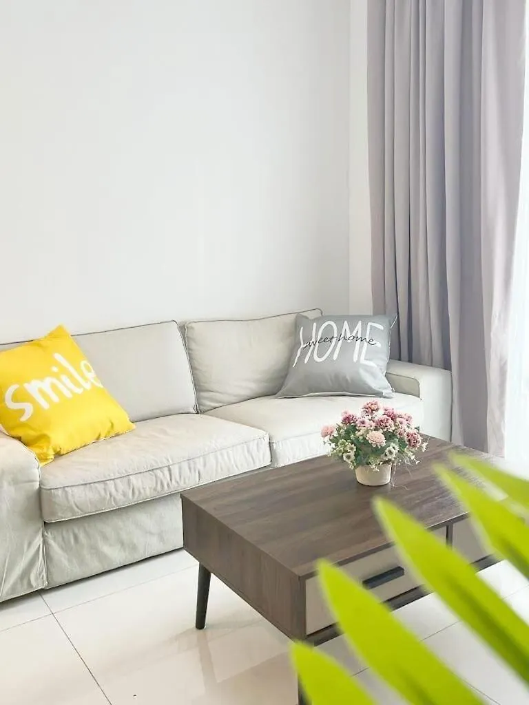 Apartment Ferienwohnung 15Johor, Near Ciq, Danga Bay Free Parking 2Br6Pax Johor Bahru Ma­lay­sia